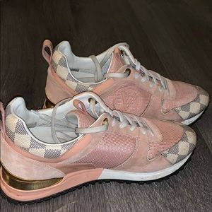 Pink Louis Vitiation Sneakers